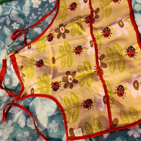 Girls apron - Picture 2 of 9